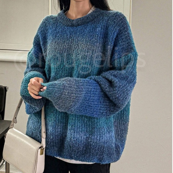 Blue Ombre Oversized Pullover Knit Sweater Round Neck Long SLeeve - Picture 12 of 16